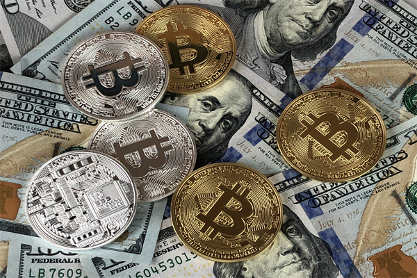 美联储戴利重磅发声：特朗普关税政策暗藏危机，今年降息两次仍有可能？